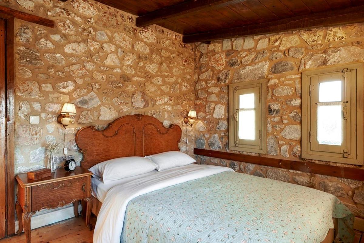 Elaion Guesthouse Elliniko  Exterior photo